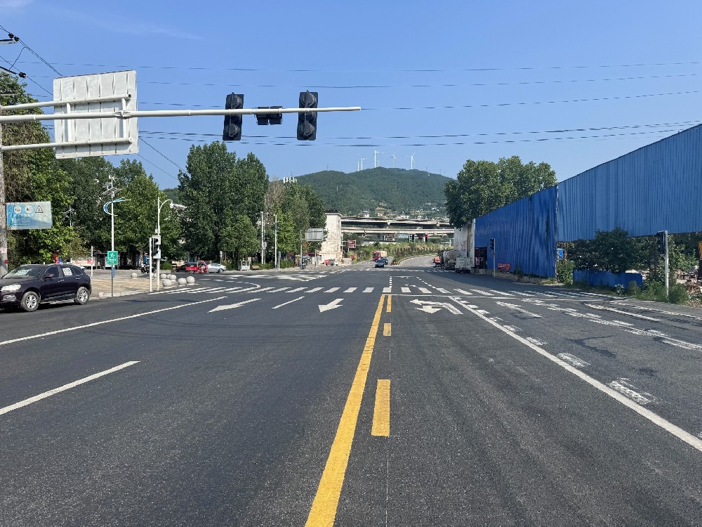 破舊立新！這段路取得新進(jìn)展